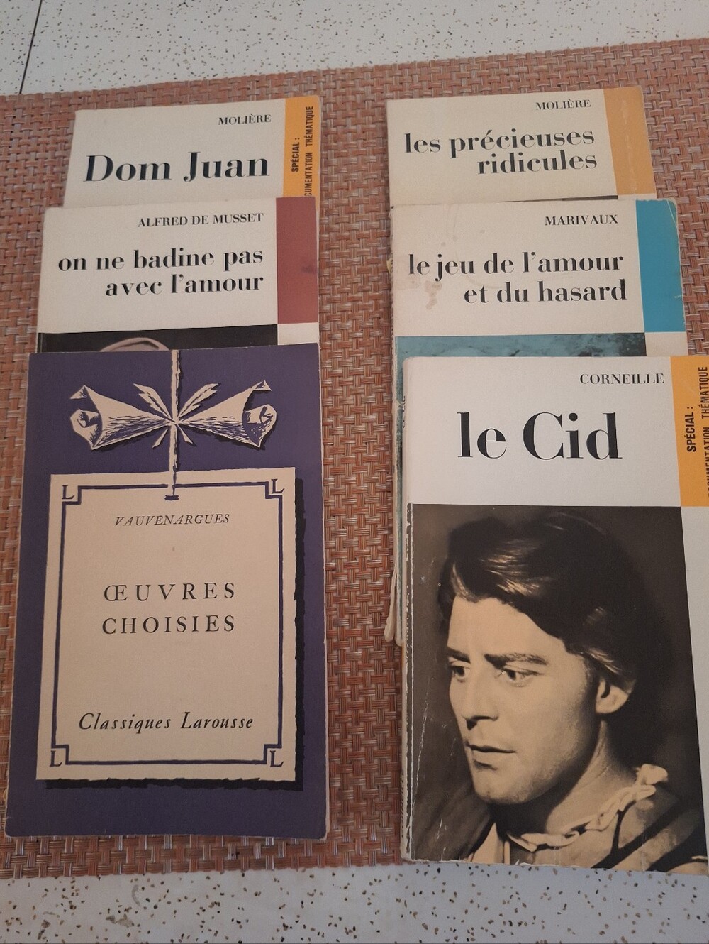 Nouveaux Classiques Larousse Paperbacks, French Scholastic works
